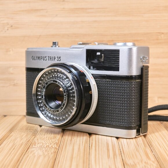 Olympus TRIP 35 Point and Shoot Film Camera, Made in Japan - Picture 4 of 8